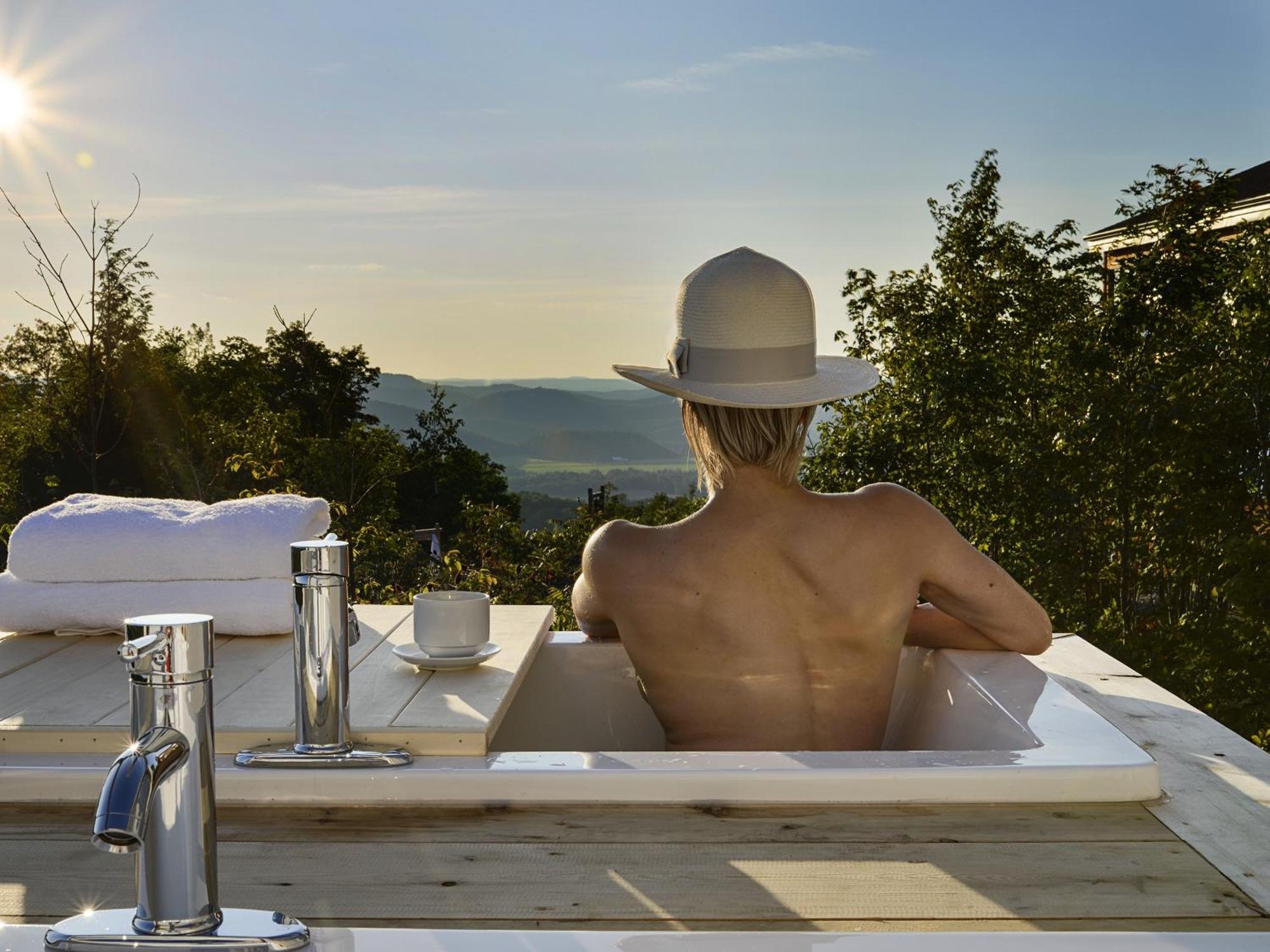 Eco Spa Highland Grenville-Sur-La-Rouge Ngoại thất bức ảnh