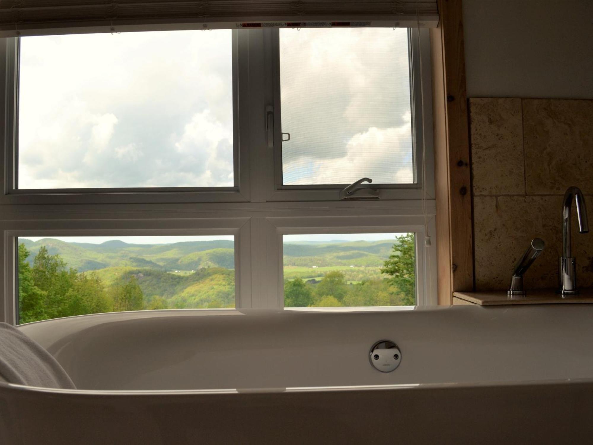 Eco Spa Highland Grenville-Sur-La-Rouge Phòng bức ảnh