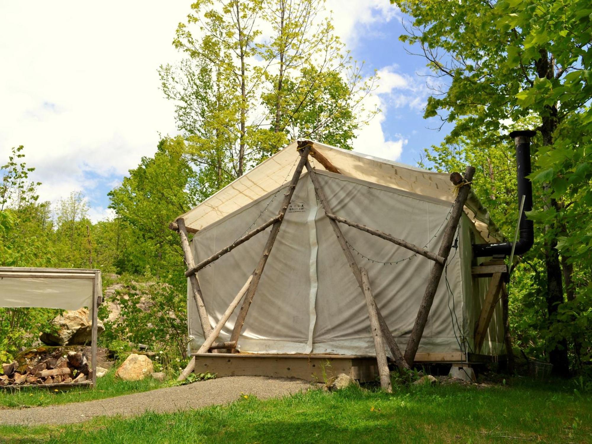 Eco Spa Highland Grenville-Sur-La-Rouge Phòng bức ảnh